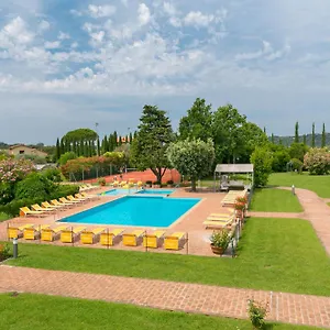 https://relais-la-pieve-vecchia-riparbella.it-tuscanyhotel.com
